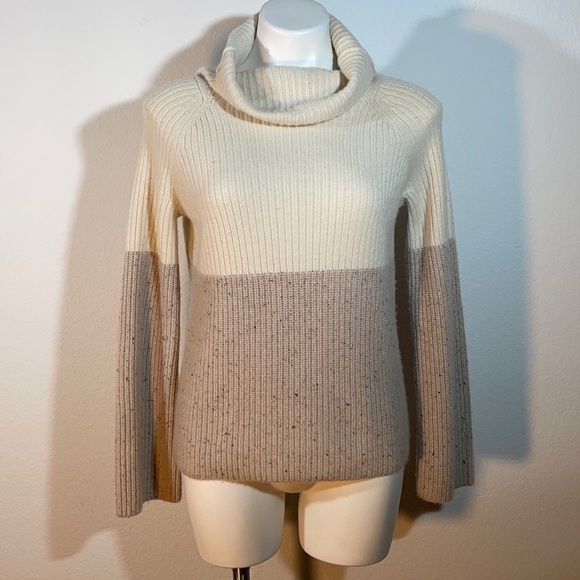 Ann Taylor 100% Cashmere Colorblock Cowl Neck Sweater Cream Taupe XS - Picture 2 of 13